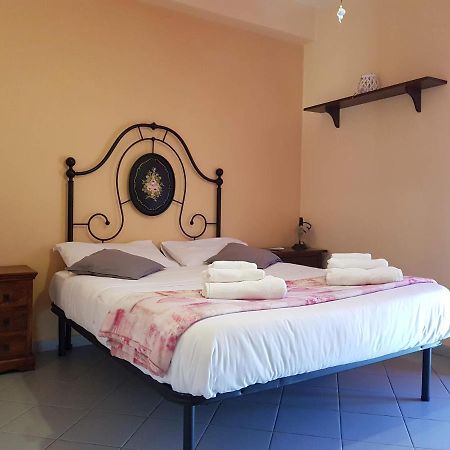 Ferienwohnung Il Tuppo - Al Centro In Cima Messina Exterior foto