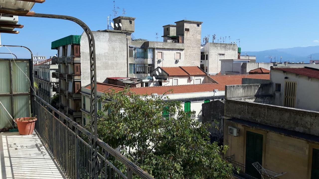 Ferienwohnung Il Tuppo - Al Centro In Cima Messina Exterior foto