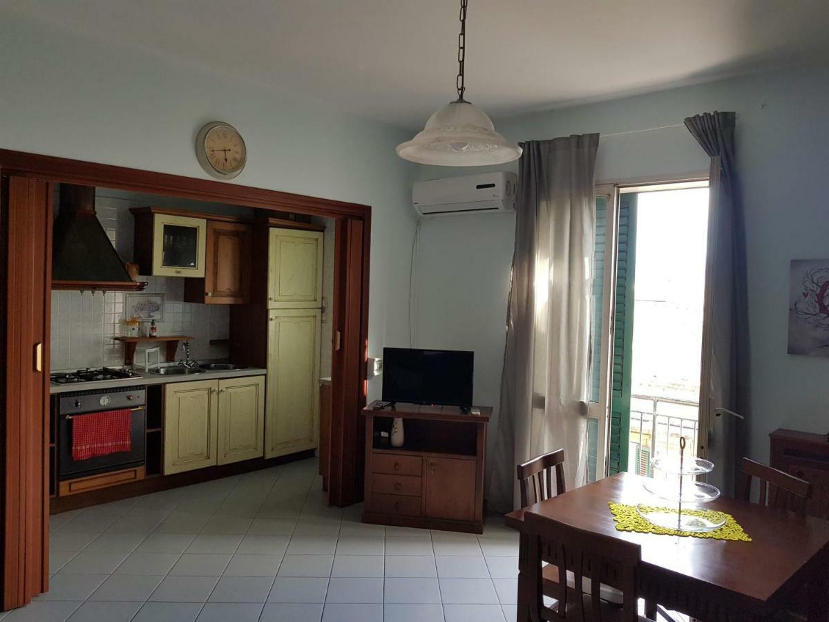 Ferienwohnung Il Tuppo - Al Centro In Cima Messina Exterior foto