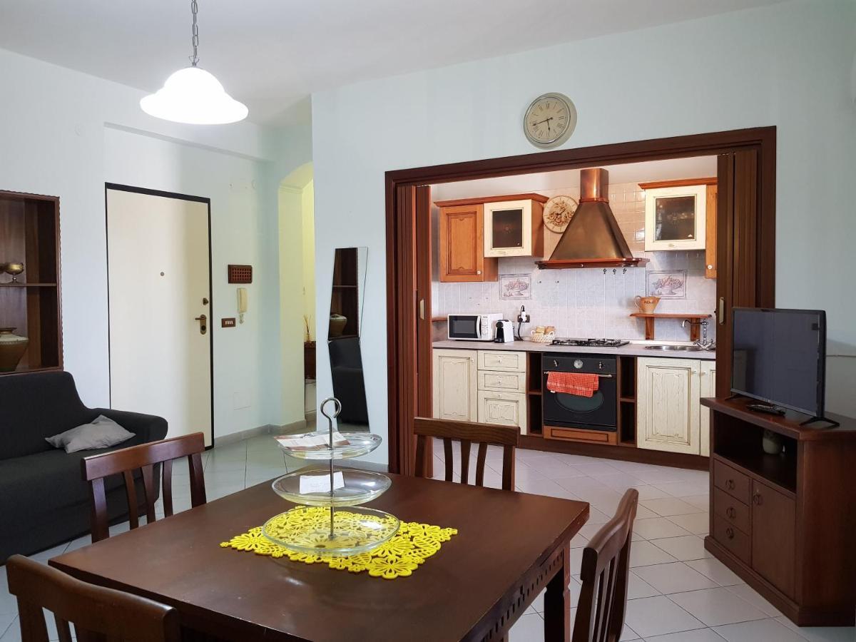 Ferienwohnung Il Tuppo - Al Centro In Cima Messina Exterior foto