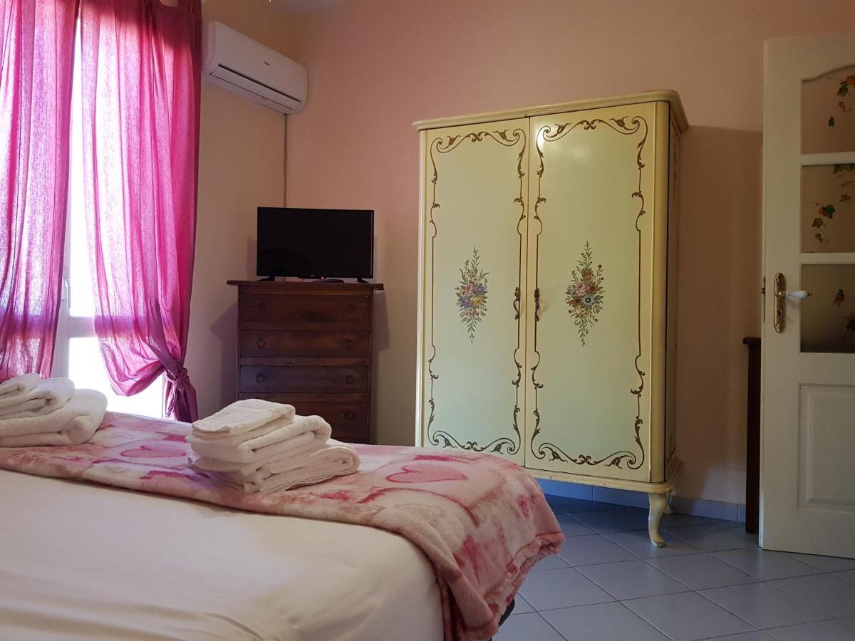 Ferienwohnung Il Tuppo - Al Centro In Cima Messina Exterior foto
